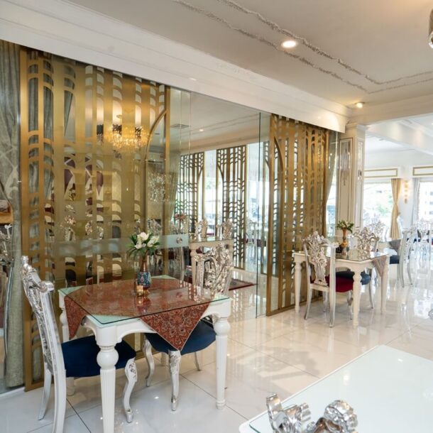 lalezar restaurant